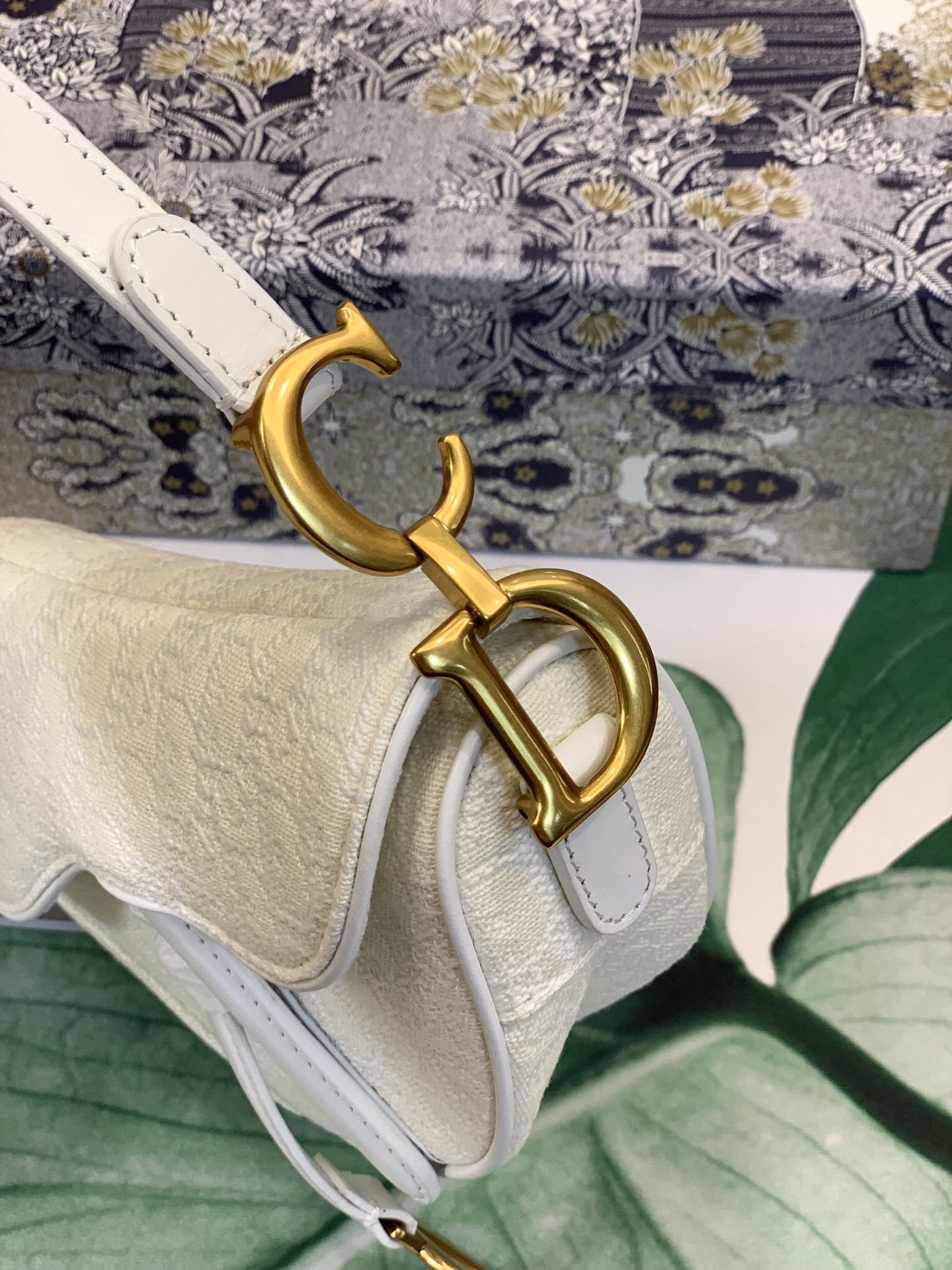 Christian Dior 25 - Image 5