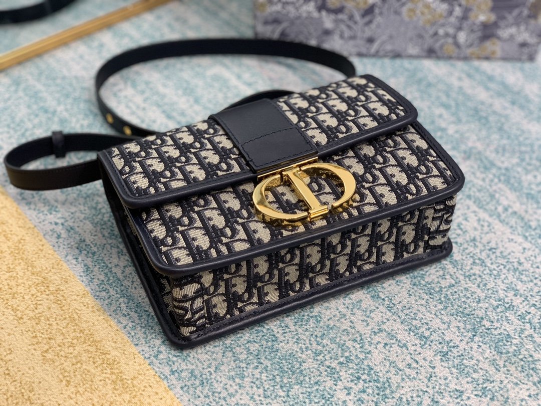 Christian Dior 16 - Image 9