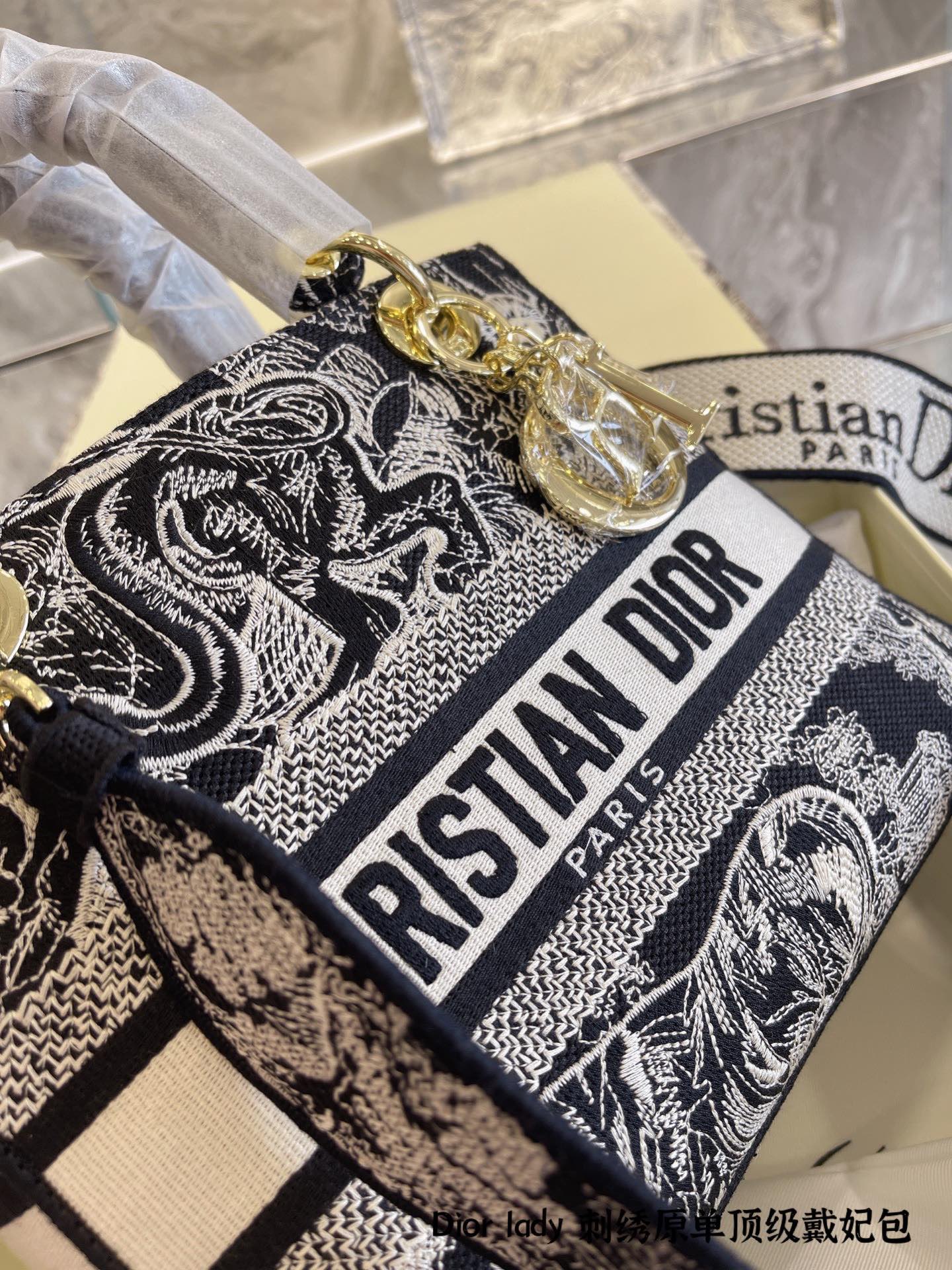 Christian Dior Bag 54 - Image 3