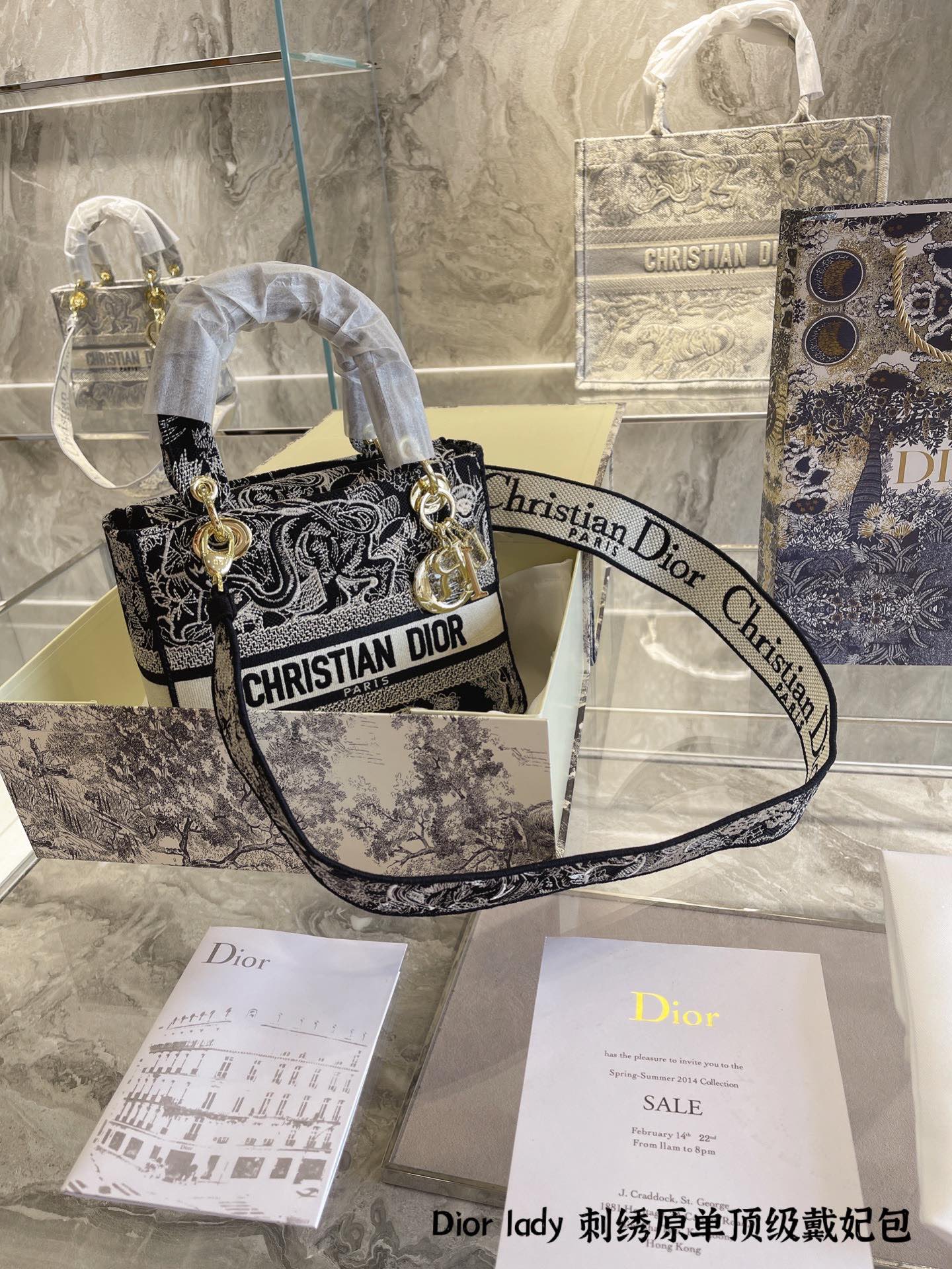 Christian Dior Bag 54 - Image 9