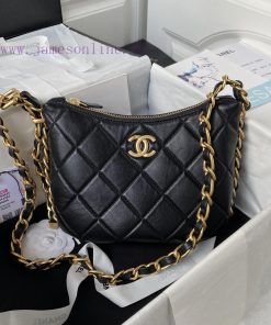 Chanel Bag Chanel 23khobo Underarm Hippie Bag is so cool AS4443 🦋 It's not too beautiful hah 15n2yihc