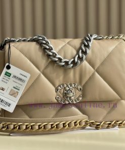 Chanel Bag Annual Baowang Mountain SheepskinMouth cap, foreskin, goat skinGold, silver, and an8rqznn