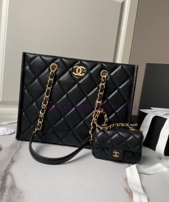 Chanel Bag Chanel 24A shopping bag AS4940The most worthwhile style to buy this season has a 30grze89