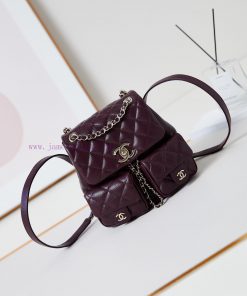 Chanel Bag The 24B super popular double backpack is very small in size, almost the same size 9ch245b7