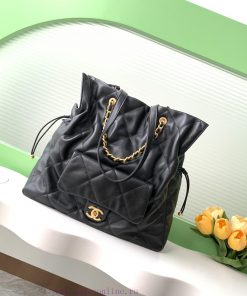 Chanel Bag 25C tote bag with black gold and diamond patterned logo, vintage gold chain and v 7kfte85l