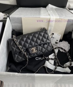 Chanel Bag The imported sheepskin diamond grid CF1116 from Fang Pangzi has the same fullness licxkcsr