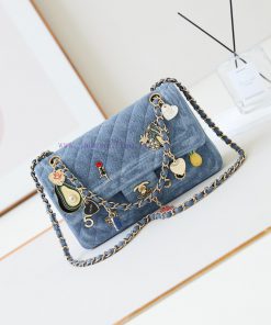 Chanel Bag Chanel limited edition vintage badge denimThe existence of vintage denim denim ab k2e7yq76