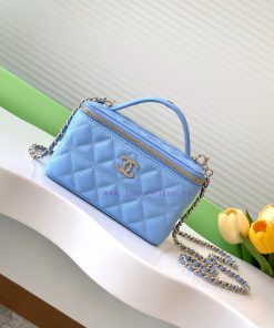 Chanel Bag 25C mouth red envelope exquisite and compact chain hand-held bag, made of granula 71a717n8