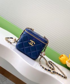 Chanel Bag The 24K pearl makeup bag is super luxurious, made of high-quality sheepskin mater ce2e6fac