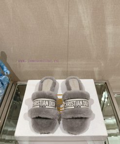 Leather foot pads are flat and gray in color-23Ss Autumn/Winter New Dior One Word Hairy Slip06k5pyoo
