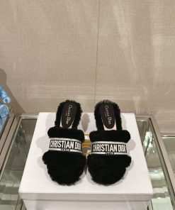 Leather pad foot 6.5cm black uniform-23Ss Autumn/Winter New Dior One Word Hairy Slippers Cols7bmr9d4