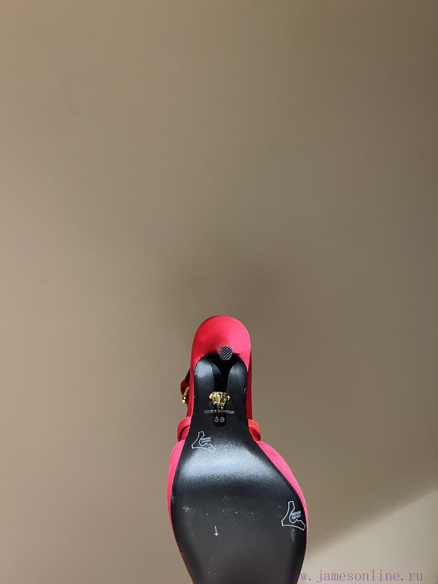 The most2023/fW/Versace: The Perfect Interpretation of Medusa|Very rich Italian style paired13bdk365 - Image 8