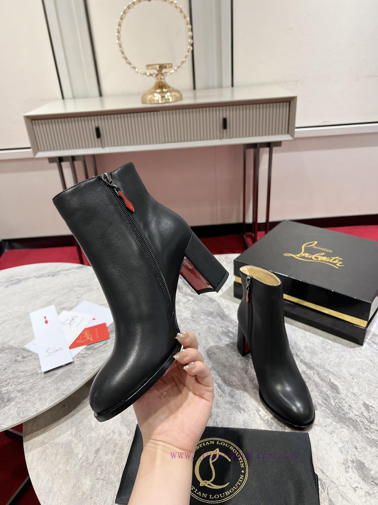 Generation level * ️The Unicorn Trophy is a slim, elegant ankle boot with a curved and pointa3lvrk5l - Image 5