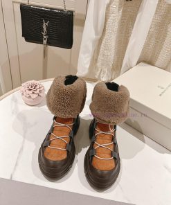 The 2023 Brunello Cucinelli wool short boots from "The Highest Quality in the Market" are int5eu2e5l