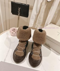 The 2023 Brunello Cucinelli wool short boots from "The Highest Quality in the Market" are invzfayz1v
