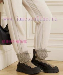 The 2023 Brunello Cucinelli wool short boots from "The Highest Quality in the Market" are incsrz2875