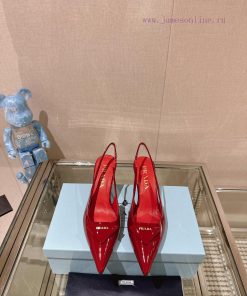 -24Ss Early Spring New Prada Stiletto Heel Back Air SandalsThis patent leather high-heeled sc9m971on
