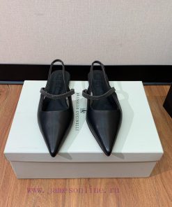 The classic inspiration of BRUNELL CUCINELL rear air flat sandals defines the modern and elew72absr9