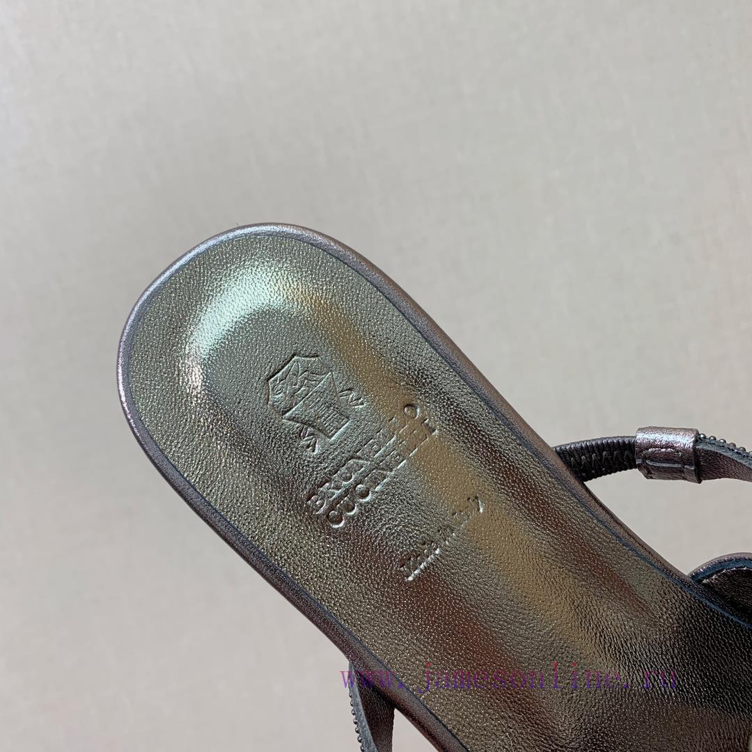 The classic inspiration of BRUNELL CUCINELL rear air flat sandals defines the modern and elen7t7q5fy - Image 7