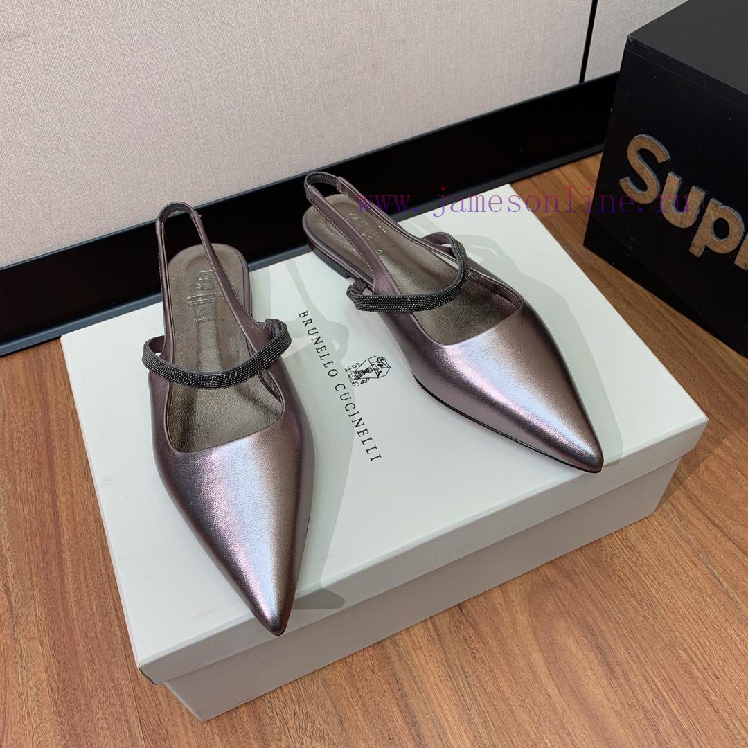 The classic inspiration of BRUNELL CUCINELL rear air flat sandals defines the modern and elen7t7q5fy - Image 8