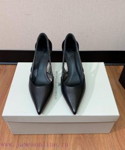 The classic inspiration of BRUNELL CUCINELL hollow sole defines the modern and elegant stylehd5ctyi8