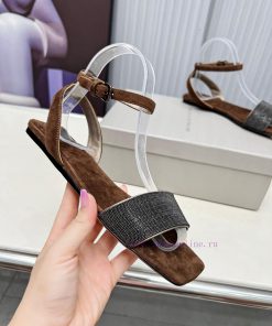 P Brunello Cucinelli B C sandals are now available in new stylesImported cashmere fabric wit8z35vq07