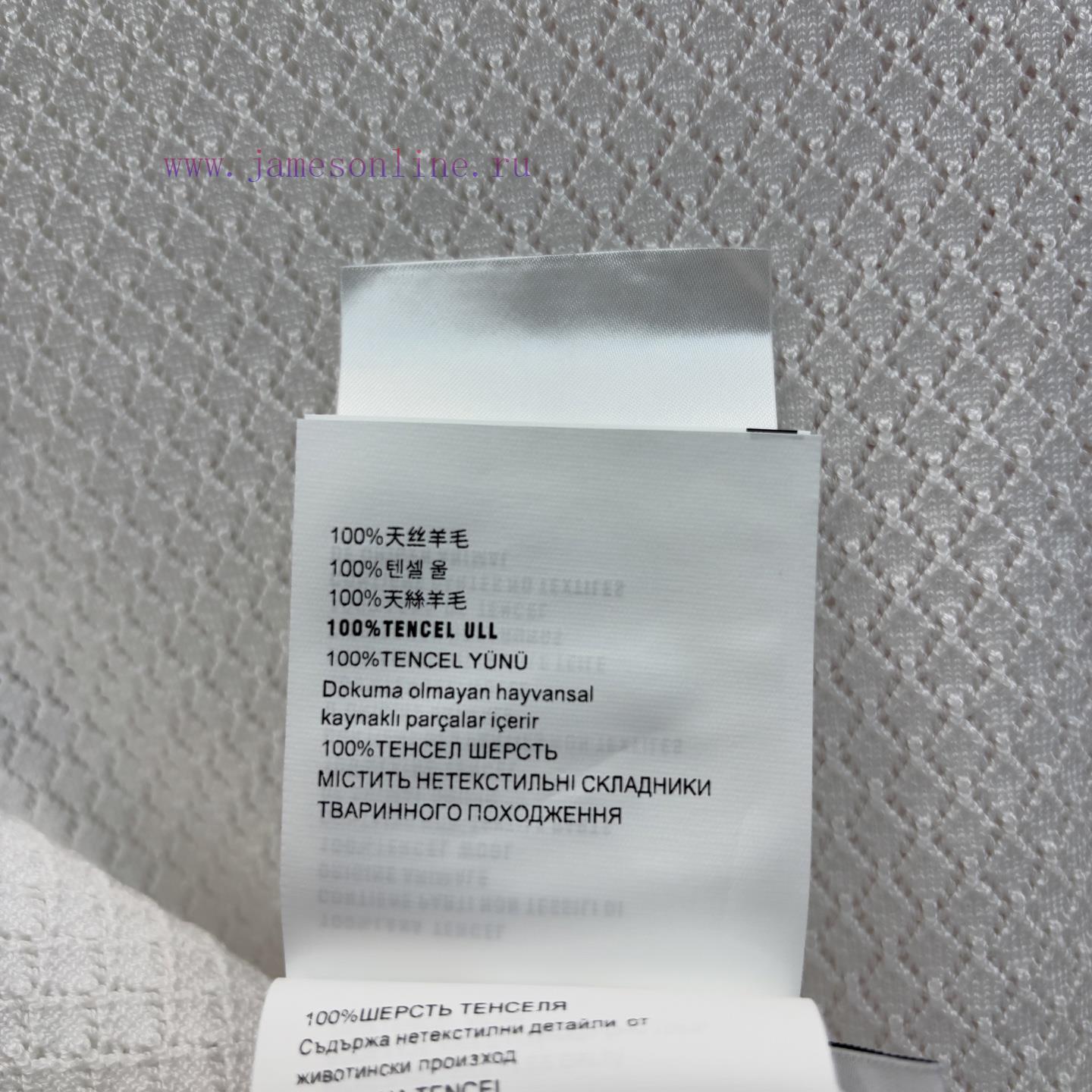 CW77527 Miu Miu Miu Miu 25 Spring/Summer New Hollow Knitted Cardigan Is A Must-have Casual Item sd92vplm - Image 10