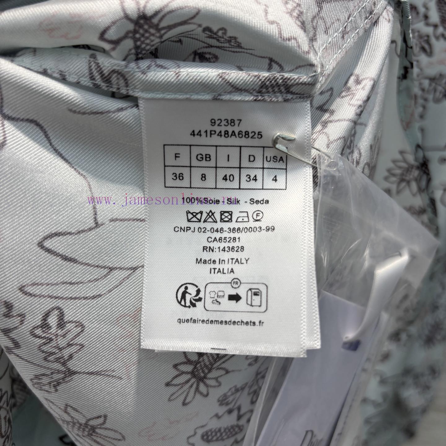 CC77532 Dior 25 Children's Fun Printed Silk Shirt Presents A Hand-painted Flower Bird And Dog P rzfgb1qf - Image 10