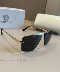 Versace European and American style fashionable sunglasses, a good partner for men's and womzrydijng