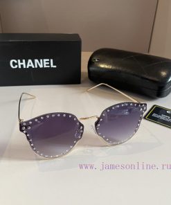 Chanel sunglasses, custom-made with high-end diamond rings, beautiful and truly stunning. Wed8mk3gzl