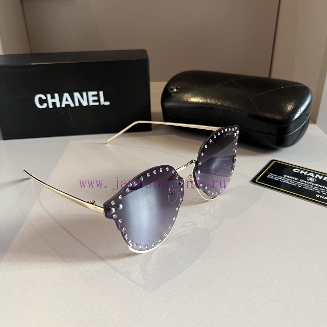 Chanel sunglasses, custom-made with high-end diamond rings, beautiful and truly stunning. Wed8mk3gzl - Image 3