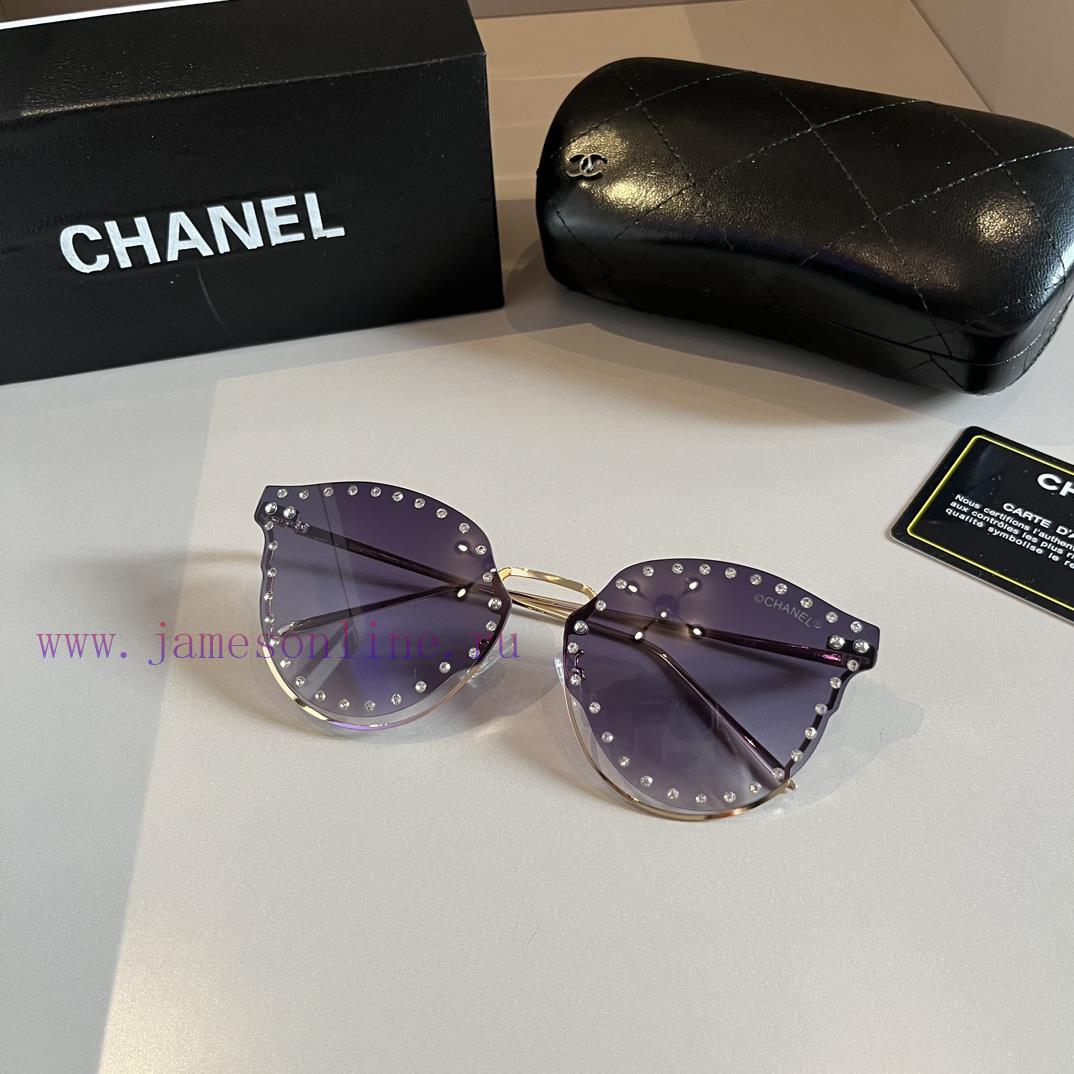 Chanel sunglasses, custom-made with high-end diamond rings, beautiful and truly stunning. Wed8mk3gzl - Image 5