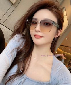 GUCCI2024 Spring New Trendy Popular Fashion Box Sunglasses High Quality Comfortable Wearing 49dbe1ro