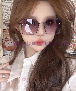 CHANEL's new nylon polarized glasses feature frameless diamond cut edges for a more texturedxhqbe9nk