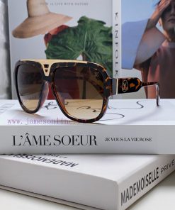 Lv Louis Vuitton 2024 New Sunglasses Retro Personalized Avant garde Sunglasses Model Cool Hiskuhe38r