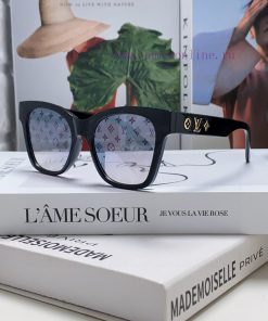 Lv Louis Vuitton 2024 New Fashionable Sunscreen Cat's Eye Women's Sunglasses Trendy Fashion t54ym7o0