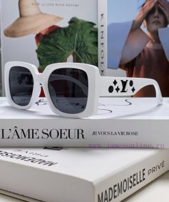 Lv Louis Vuitton 2024 New Xiaohongshu Retro Small Box Polarized Sunglasses Women's White UV k1ocb4je