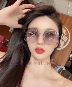 GUCCI's new nylon polarized glasses feature frameless diamond cut edges for a more textured 3lezjdvc