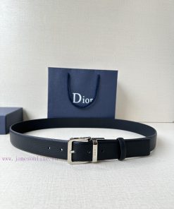 This 35mm waistband combines elegance and modern style with a double-sided design. One side 7syg3pof