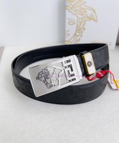 Versace Versace. ️ Belt and belt automatic beltAutomatic belt, classic head buckle made of p v7fcqdwl