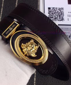 Versace Ver... sace ️ double-sided useIdentify and receive a punch as a giftThe material is emvdmmed