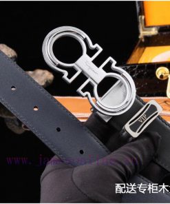 MADE IN ITALYComplete setBuckle material: high-quality solid steel buckleBelt material front 7n02v5kr