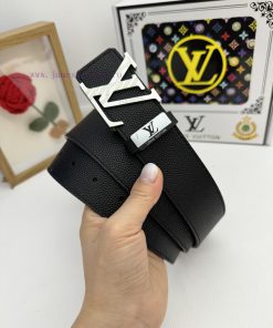 LV... Louis VuittonMaterial: Leather Belt with 100% Head Layer. The leather belt is guarante ccdqgqkx