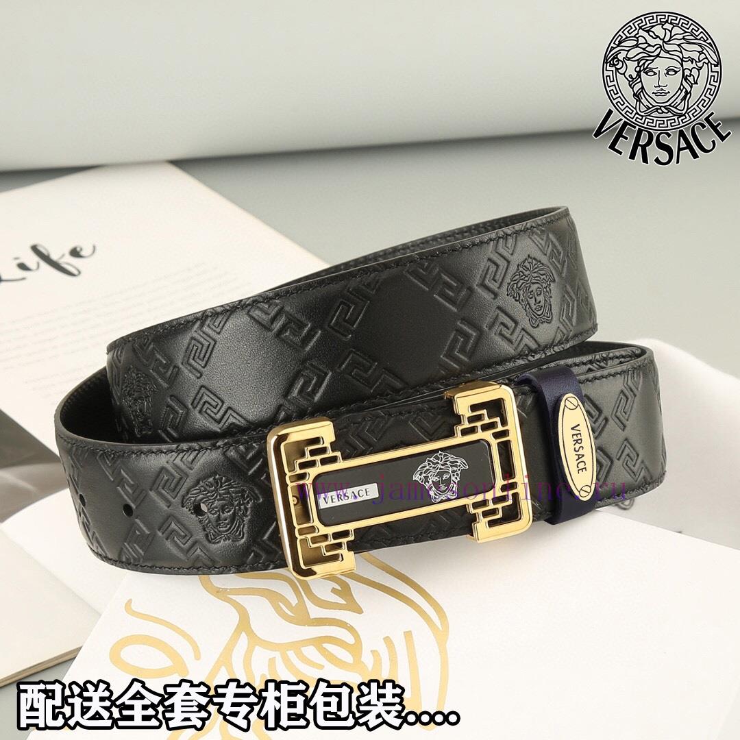 High end quality, physical photographyComes with a complete set of packagingVERSACE Overseas u7q3021t - Image 3