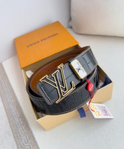 LV... Louis Vuitton Belt and BeltsBuckle, classic pure steel material buckle, top layer cowh gaypbw17
