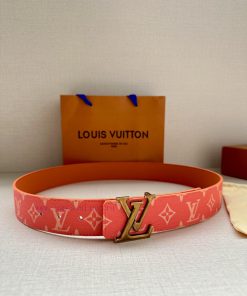 The LV Initiales 4.0 wide double-sided waistband is an accessory for the 2024 spring/summer m799ab8r