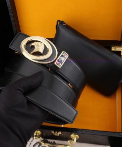MADE IN ITALYWooden box with accompanying picturesSTEFANO RICC @ Belt+Wallet SetBuckle mater iop763ie