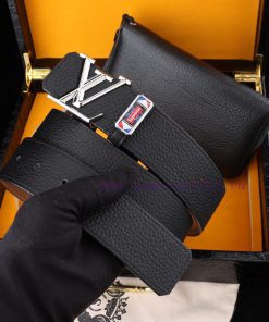 MADE IN FRANCEWooden box with accompanying picturesL @ Belt+Wallet SetBuckle material: Two t zahfkoot