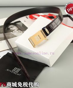 High end quality, physical photographyComes with a complete set of packagingGivenchy Oversea isouhywa