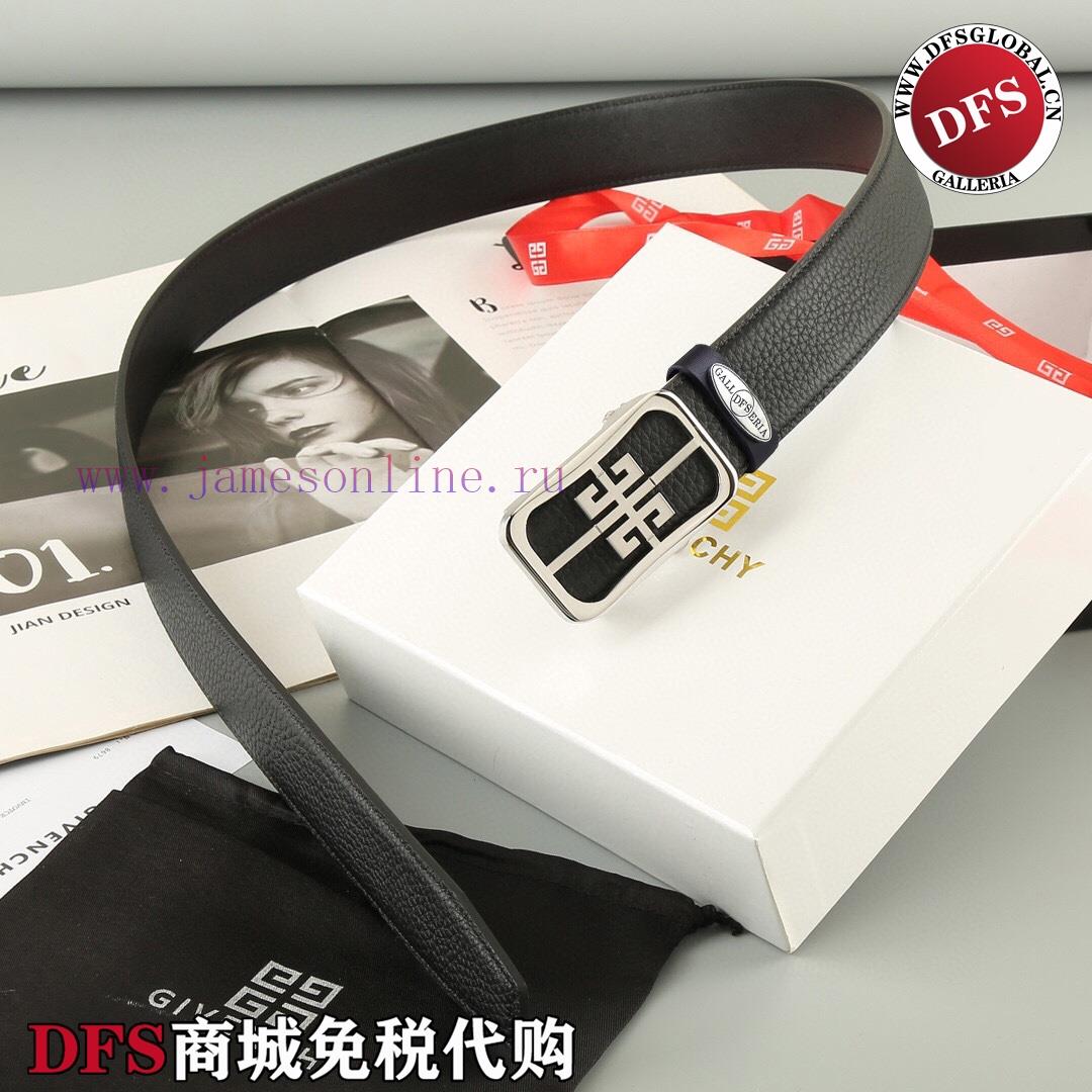 High end quality, physical photographyComes with a complete set of packagingGivenchy Oversea r406sgml